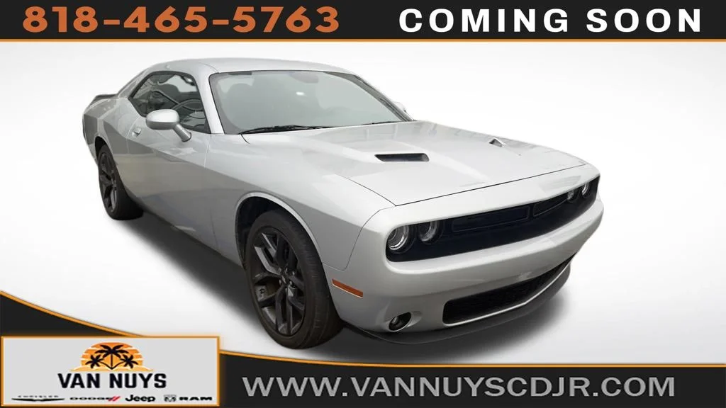 2023 Dodge Challenger SXT Auto's photo