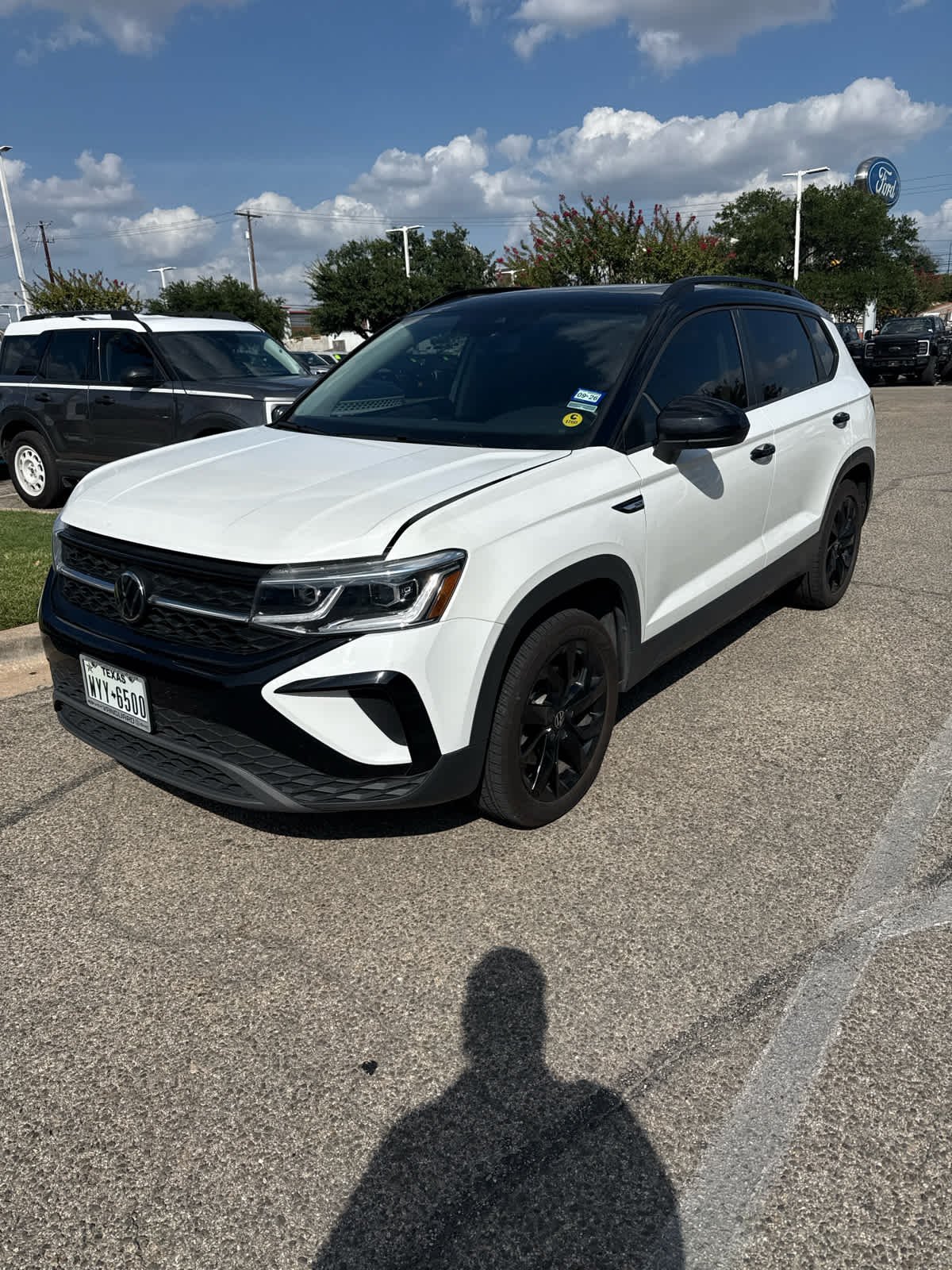 Pre-Owned 2024 Volkswagen Taos SE Black