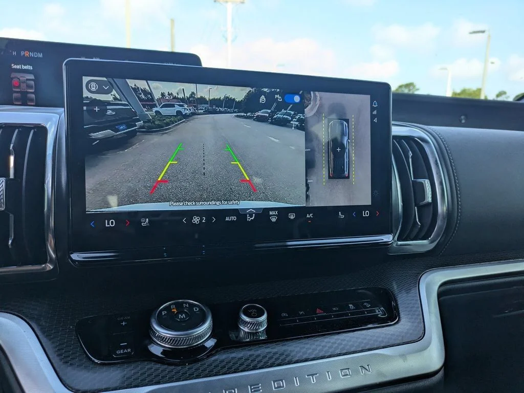 2025 Ford Expedition Platinum - Photo 26