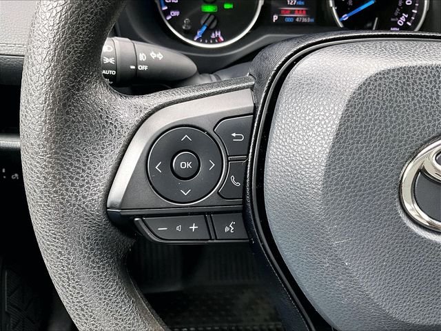 Used 2021 Red Toyota XLE image 24