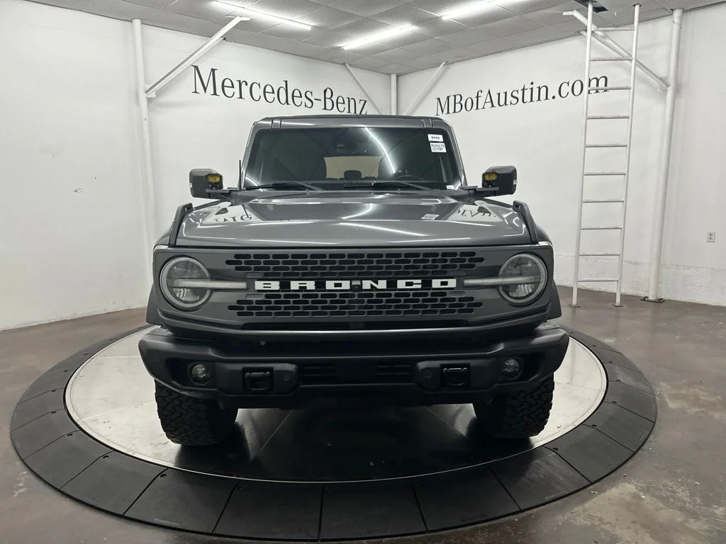 Used 2022 Gray Ford Badlands image 2