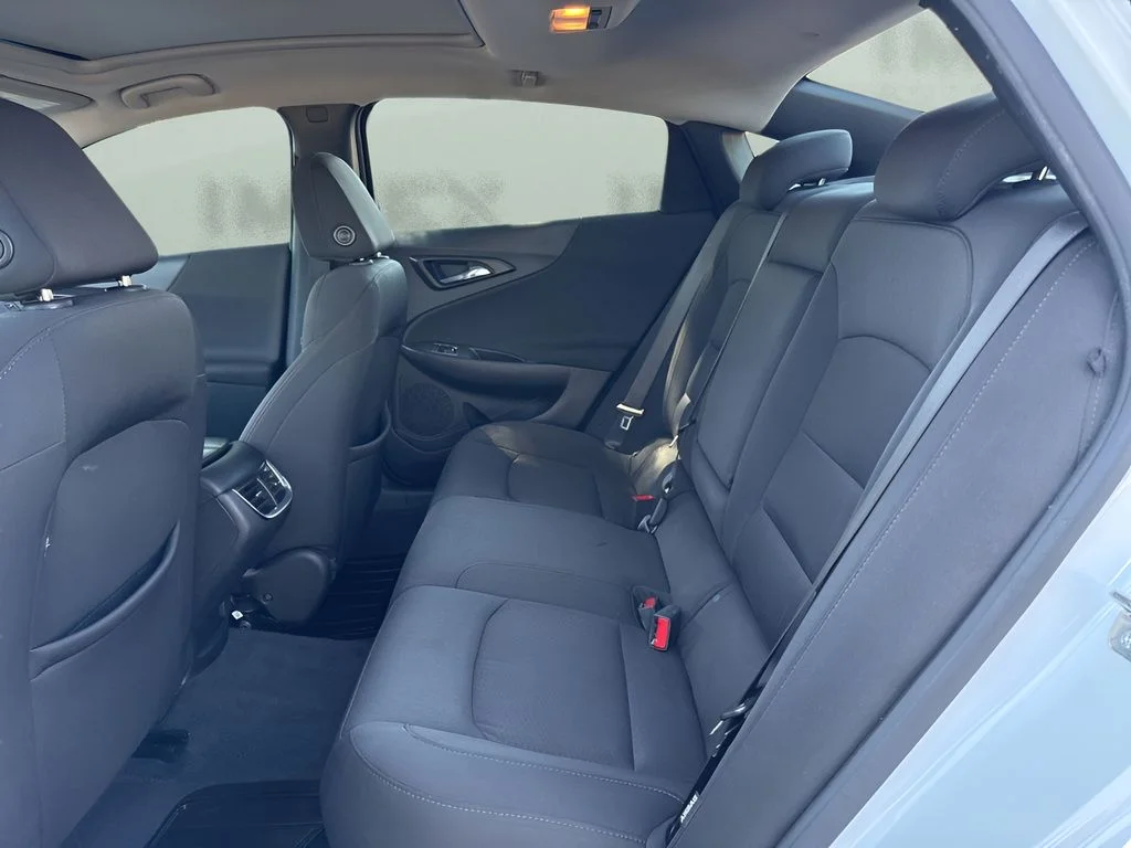 Used 2020 White Chevrolet LT image 12