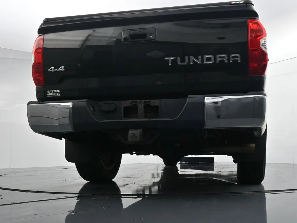 Used 2017 Black Toyota SR5 image 20