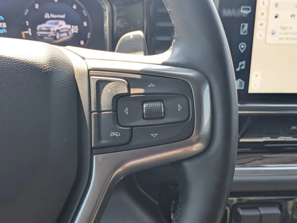 Used 2024 Summit White Chevrolet RST image 24
