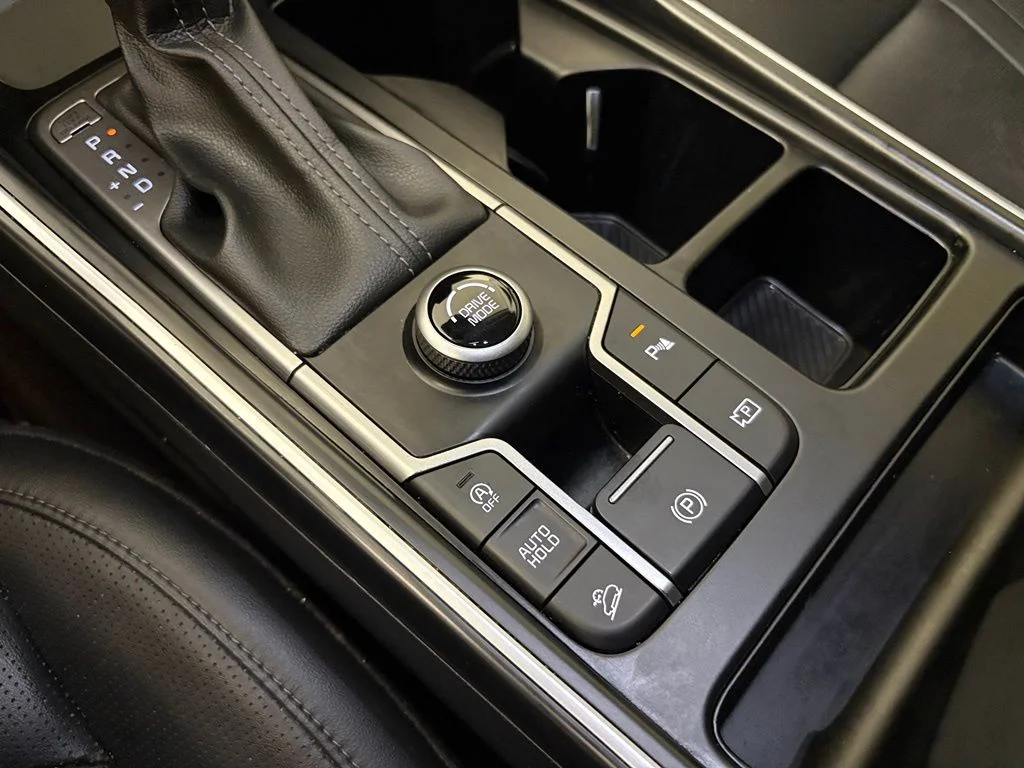 Used 2025 Gray Kia S image 32