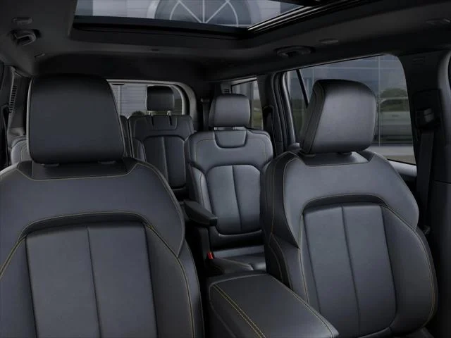 New 2026 Bright White Clear-Coat Exterior Paint Jeep Limited image 52