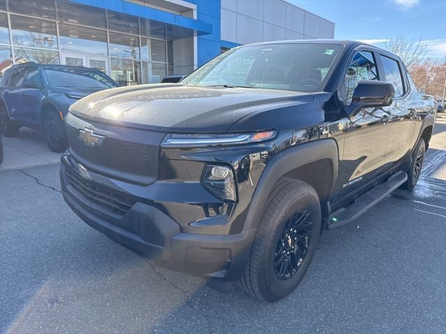 Used 2024 Chevrolet Silverado EV Work Truck with VIN 1GC10VEL5RU210233 for sale in Wallingford, CT