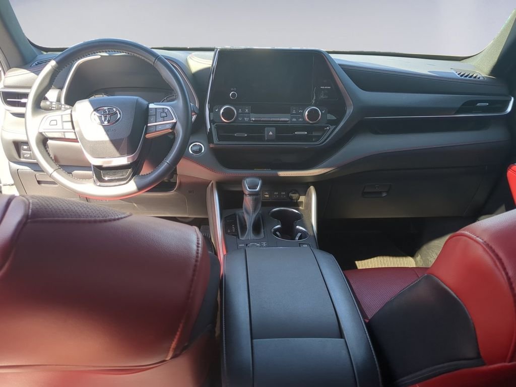 Used 2023 Pearl Toyota XSE image 14