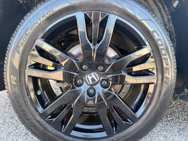 Used 2022 White Honda Black Edition image 11