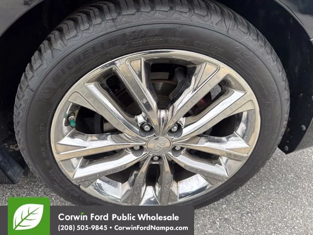 Used 2015 Black Kia SXL image 13