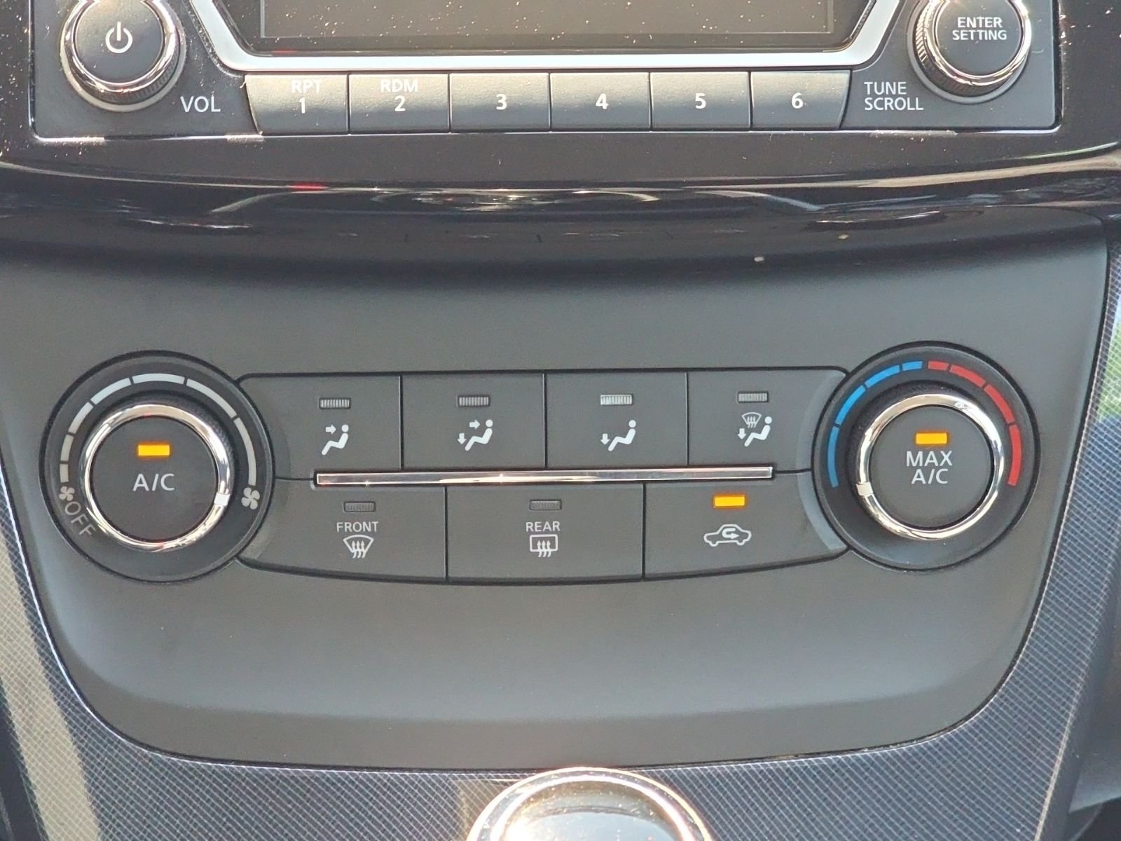 Used 2017 Gray Nissan SR image 21