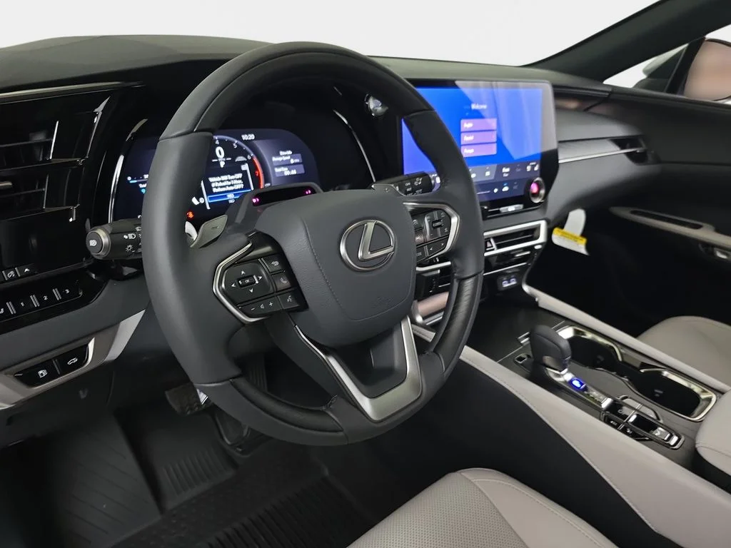New 2026 Iridium Lexus PREMIUM image 16