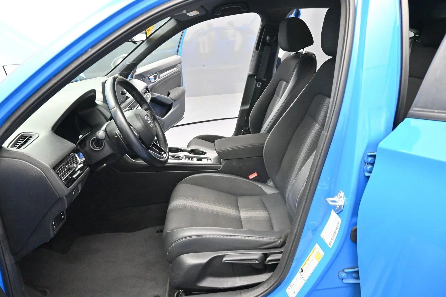 Used 2022 Boost Blue Pearl Honda Sport image 12