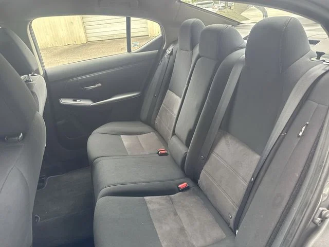 Used 2023 Gray Nissan SR image 13