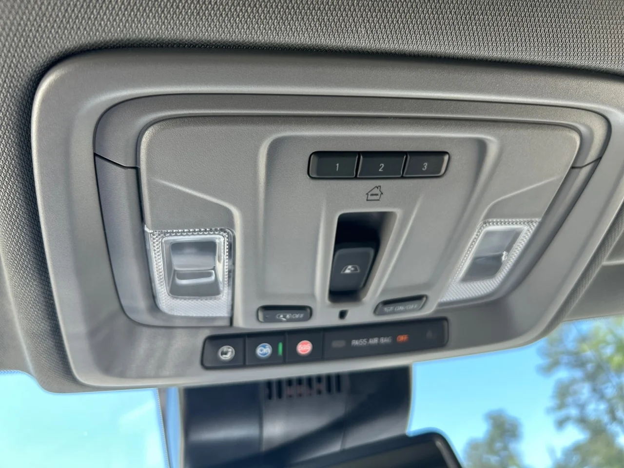 New 2026 Summit White GMC SLT image 18