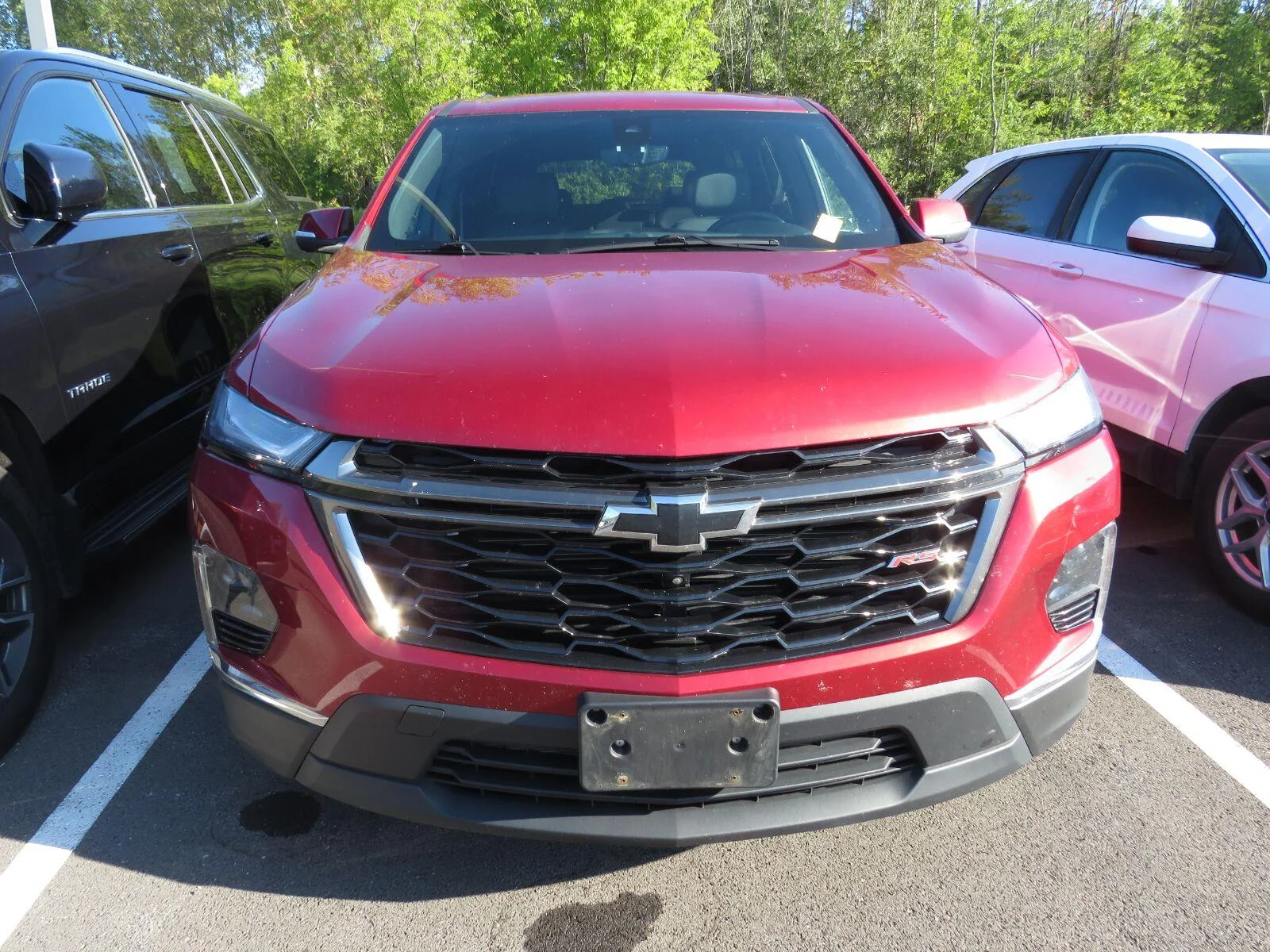 Used 2023 RADIANT RED TINTCOAT Chevrolet RS image 3