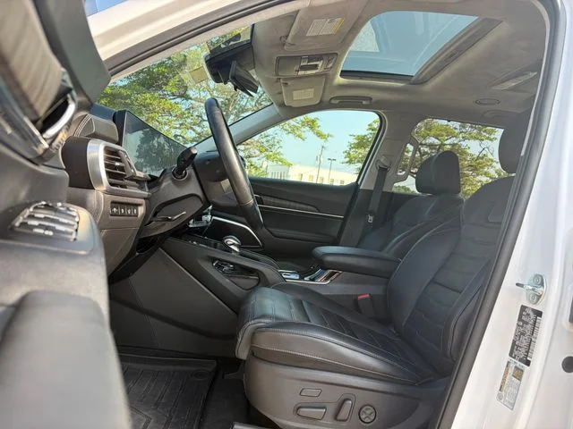 Certified Used 2024 White Kia SX-Prestige image 19