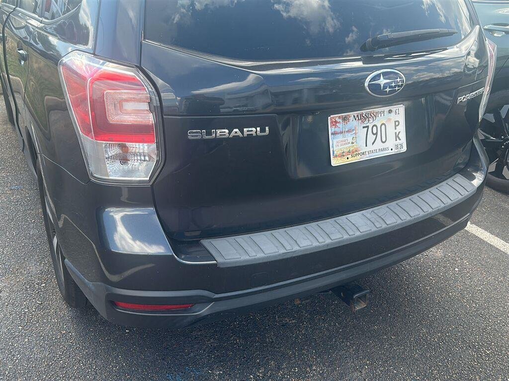 Used 2017 Gray Subaru 2.5i Premium PZEV CVT image 15