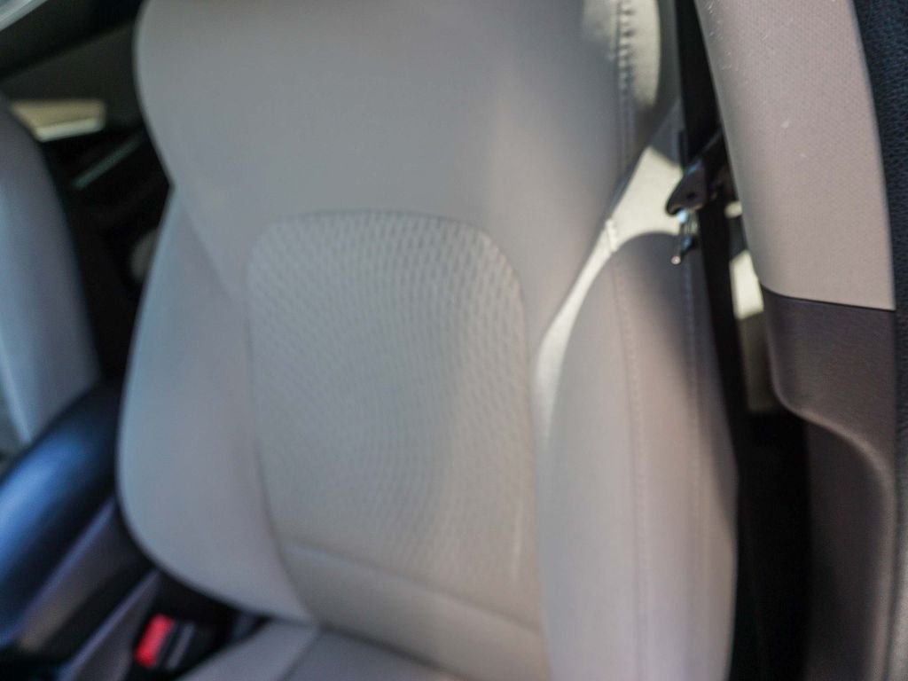 Used 2017 Gray Hyundai 2.4 Base image 21