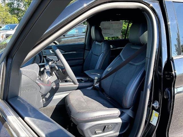 New 2026 Agate Black Metallic Ford ST image 10