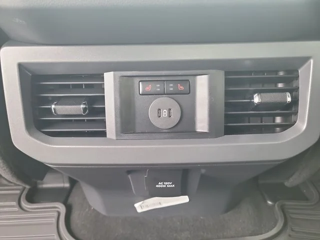 New 2026 Avalanche Ford Lariat image 16