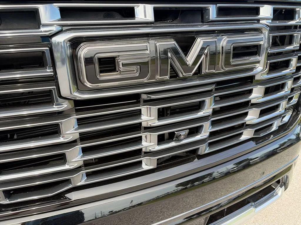 2026 GMC Yukon XL Denali Ultimate - Photo 36