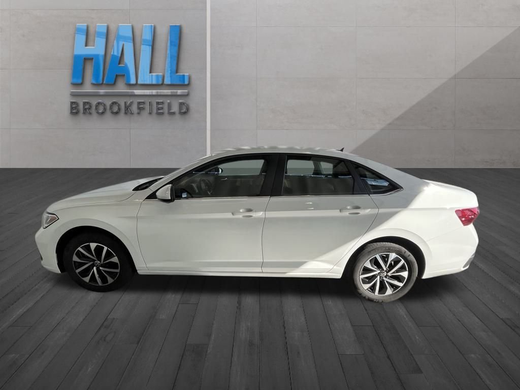 2022 Volkswagen Jetta 1.5T S photo 2