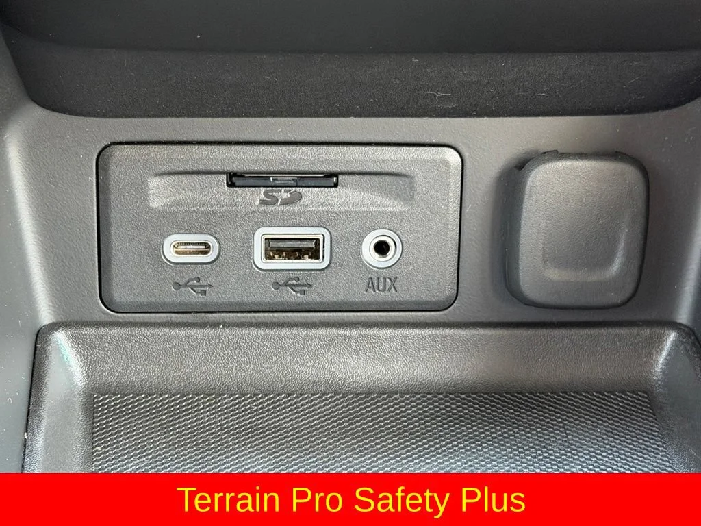 Certified Used 2023 STERLING METALLIC GMC SLT image 13