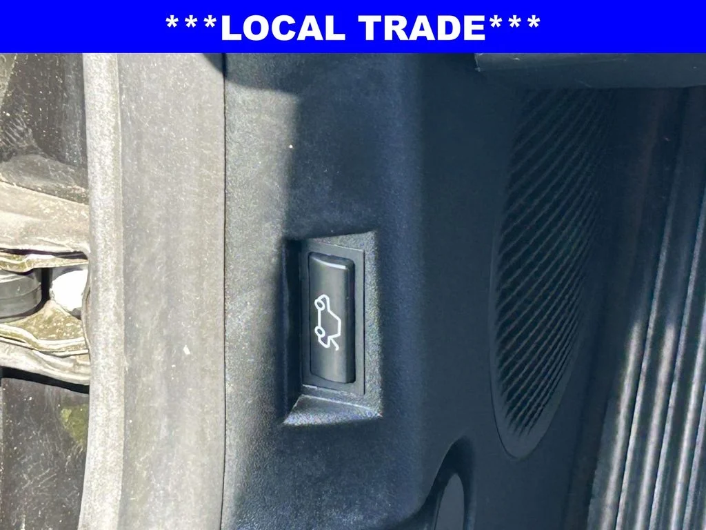 Used 2004 Black BMW 2.5i image 24