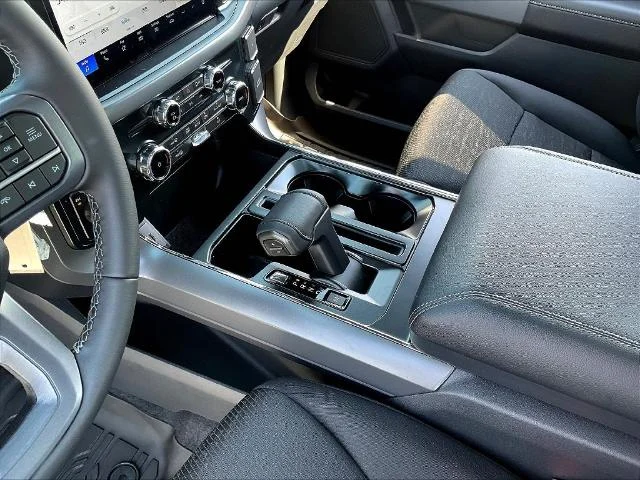 New 2026 Oxford White Ford XLT image 28