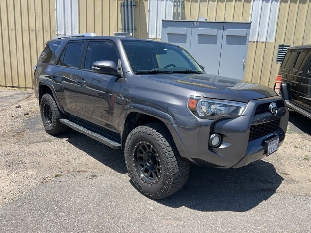 2018 Toyota 4Runner SR5 Premium 4x4 V6's photo