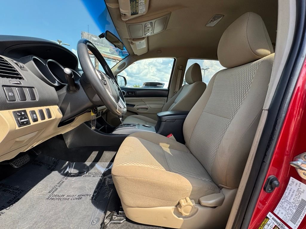 Used 2015 Red Toyota PreRunner image 28