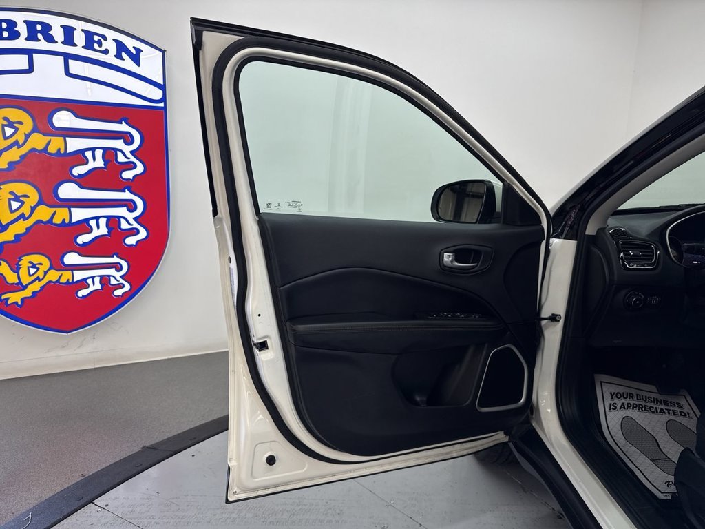 Used 2018 White Clearcoat Jeep Limited image 14