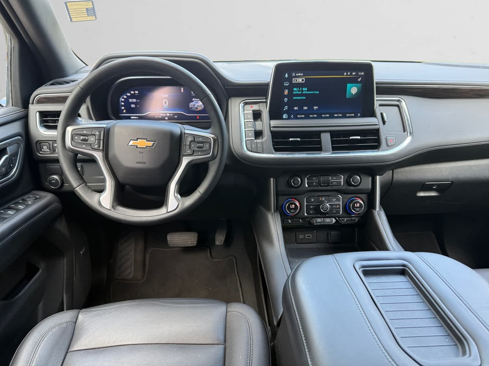 Used 2023 Summit White Chevrolet LT image 10