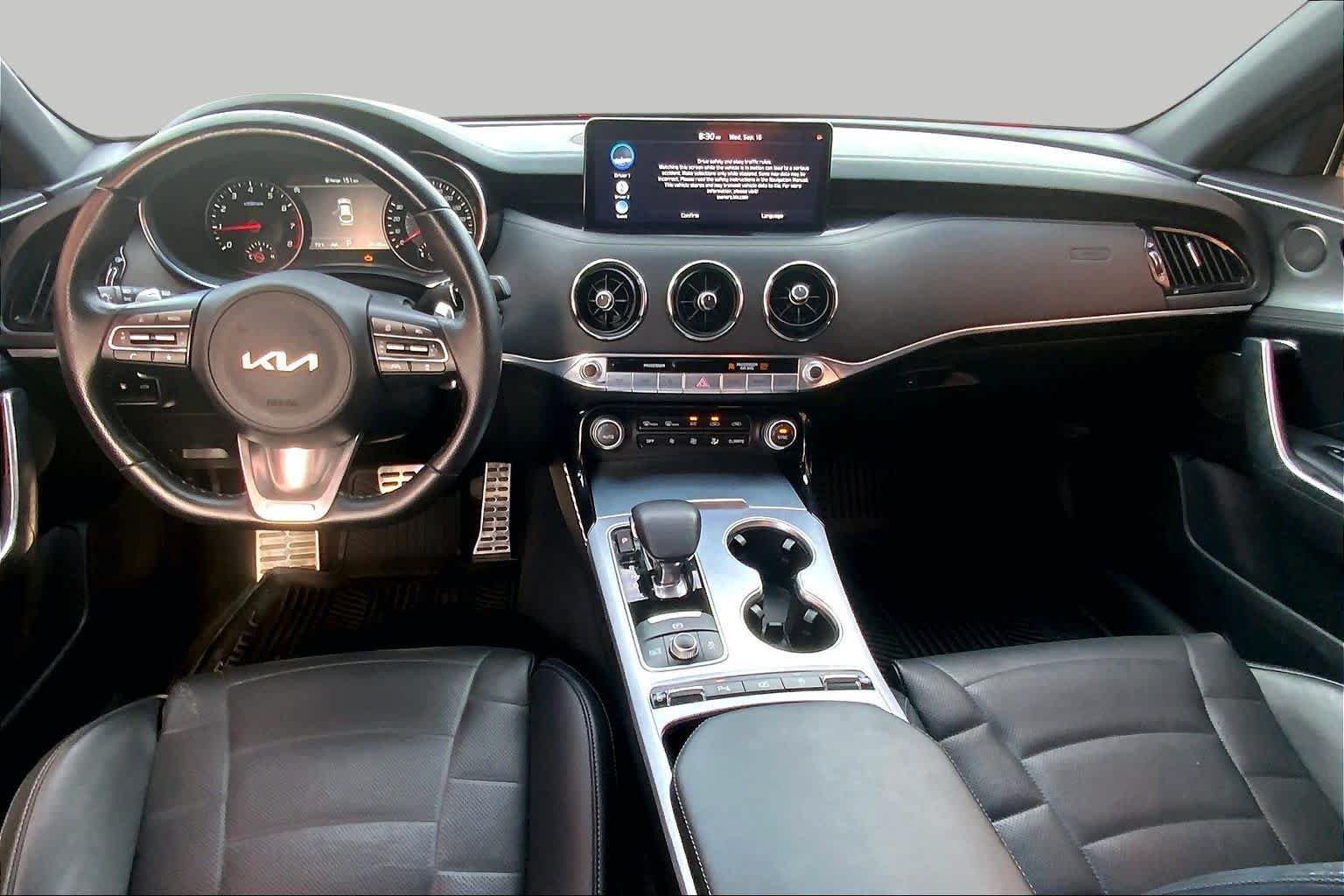 Used 2023 WHITE Kia GT2 image 16
