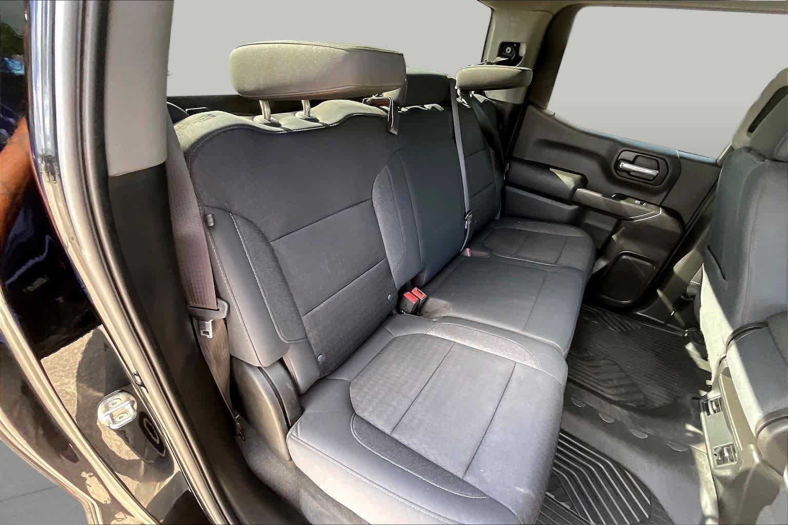 Used 2020 Black Chevrolet LT image 17