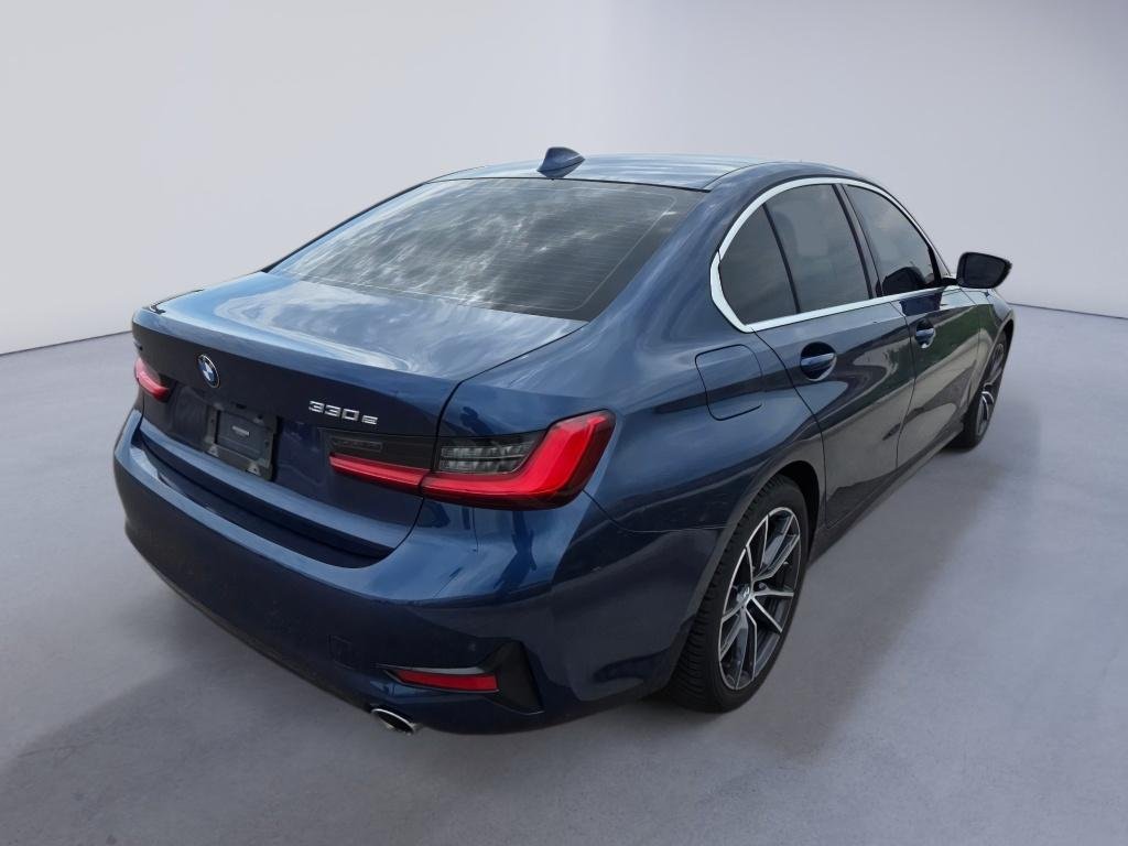 Used 2021 Phytonic Blue Metallic BMW 330e xDrive image 5