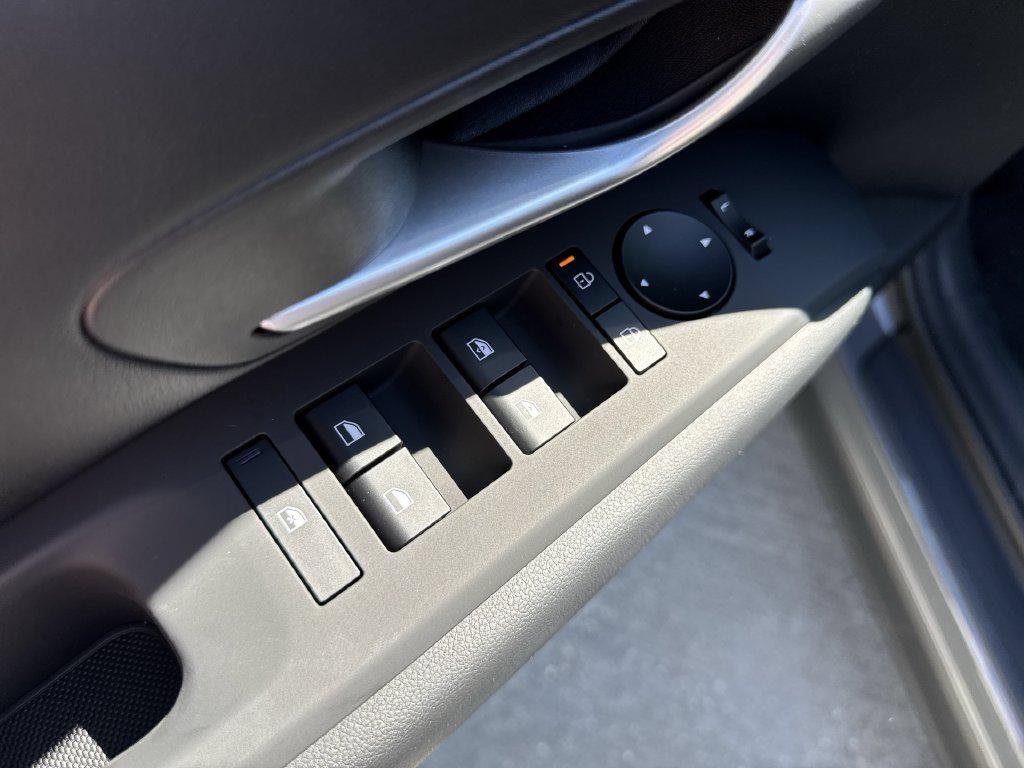 New 2026 Gray Hyundai SEL FWD image 15