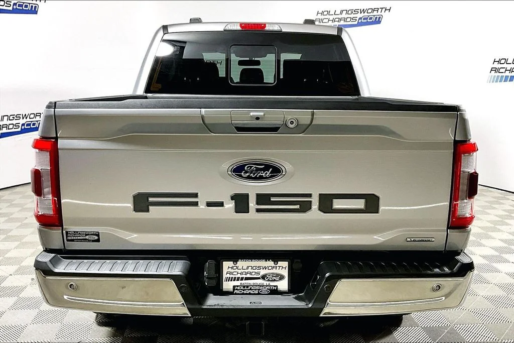 Used 2023 Silver Metallic Ford Lariat image 4