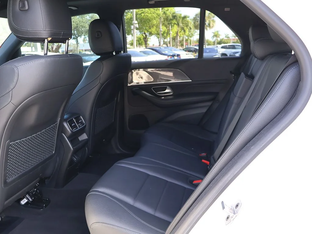 Used 2023 White Mercedes-Benz GLE 450 image 38