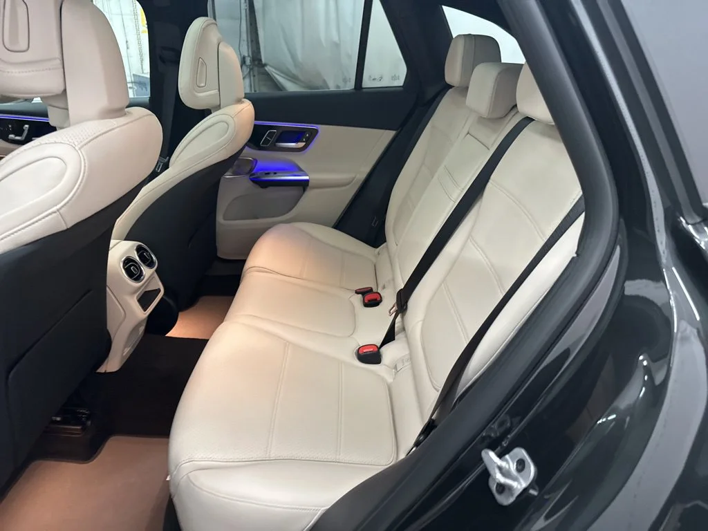 Used 2026 Gray Mercedes-Benz GLC 300 image 23