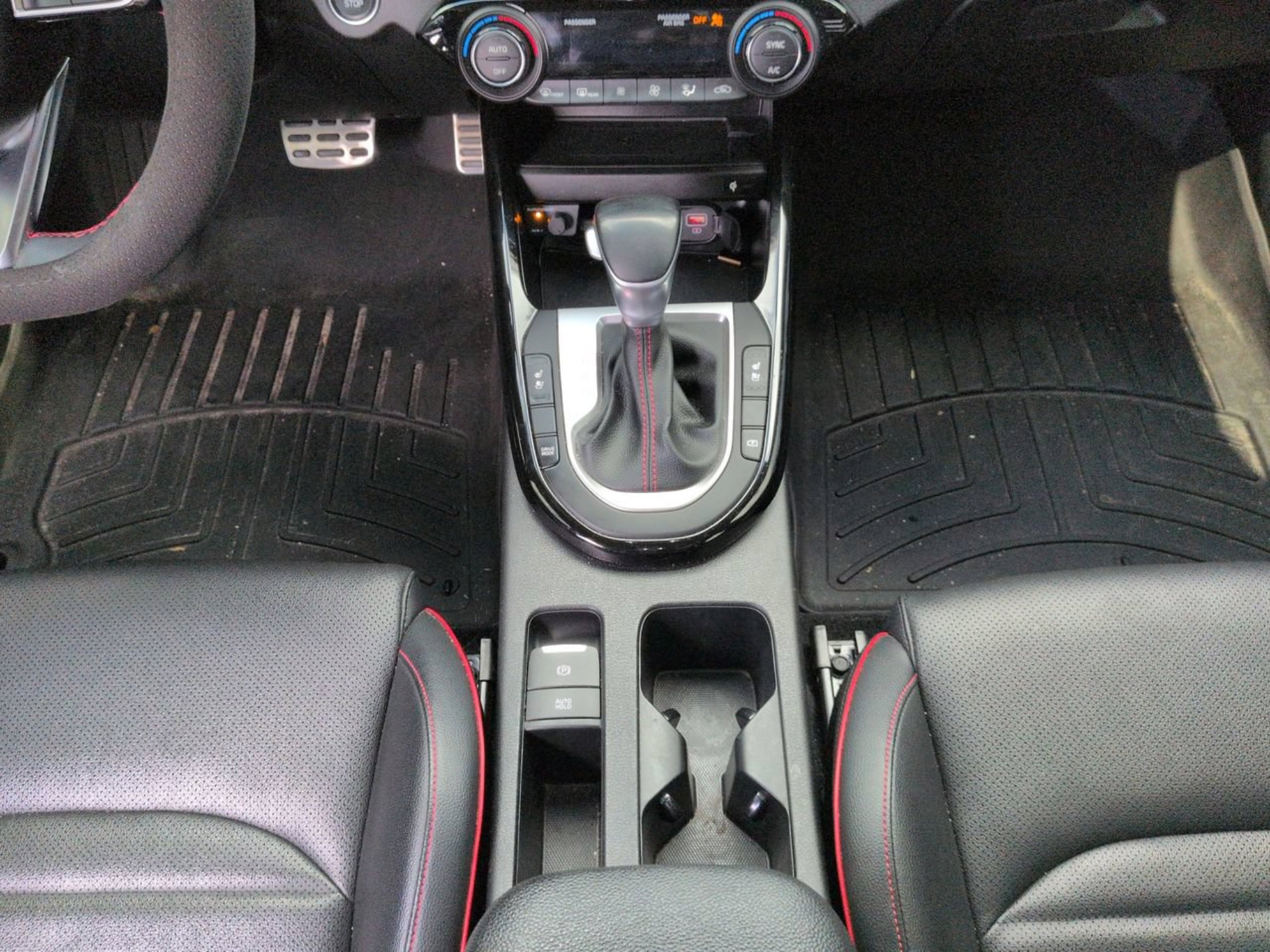 Certified Used 2024 Aurora Black Kia GT image 15