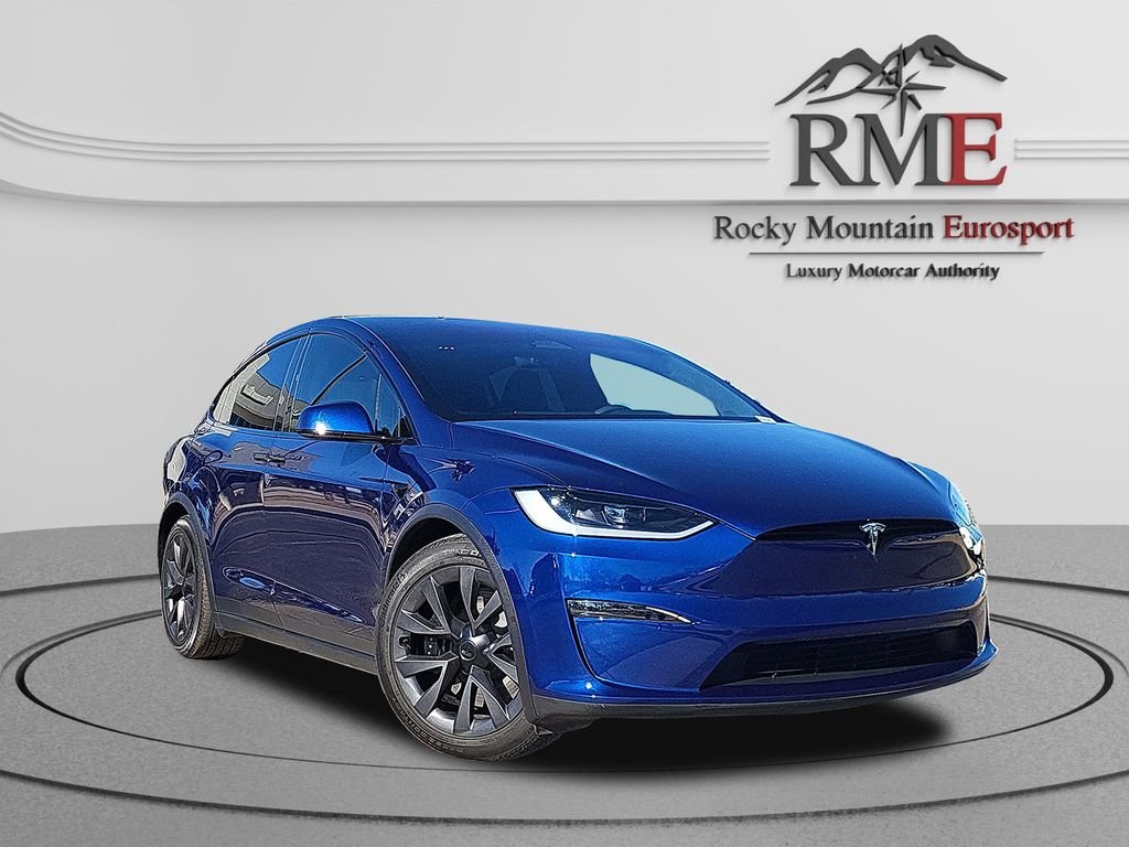 2024 Tesla Model X Long Range's photo
