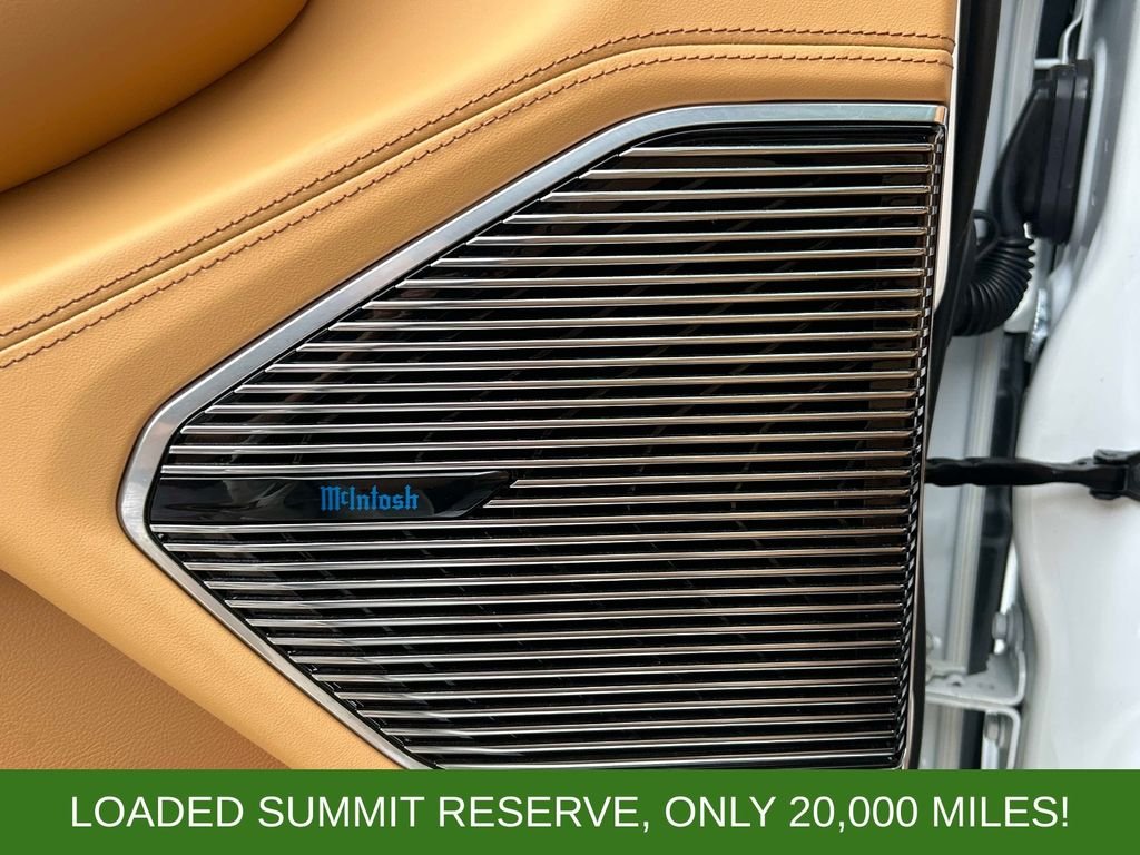 Used 2025 White Jeep Summit Reserve image 16