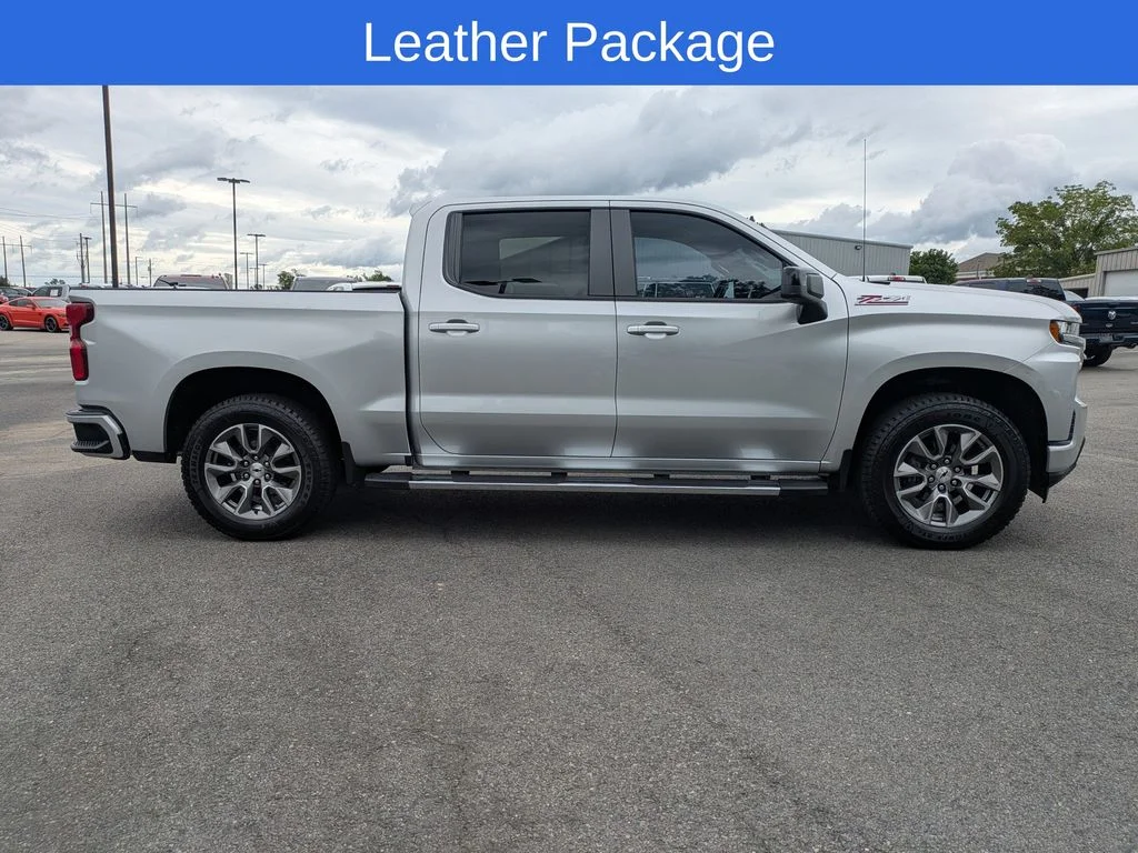 Used 2020 Silver Chevrolet RST image 3