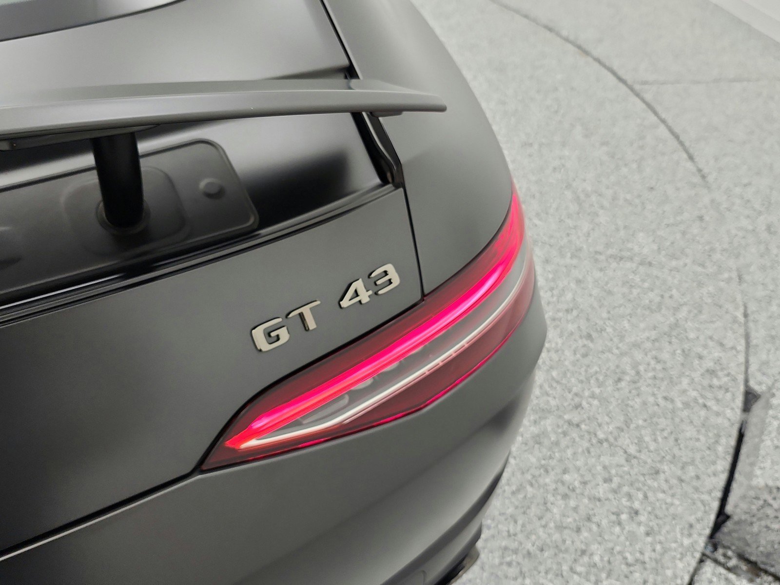 New 2026 MANUFAKTUR Graphite Grey Magno Mercedes-Benz AMG® GT 43 4-Door Coupe image 40