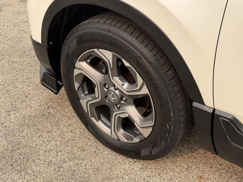 Used 2018 White Diamond Pearl Honda EX image 10