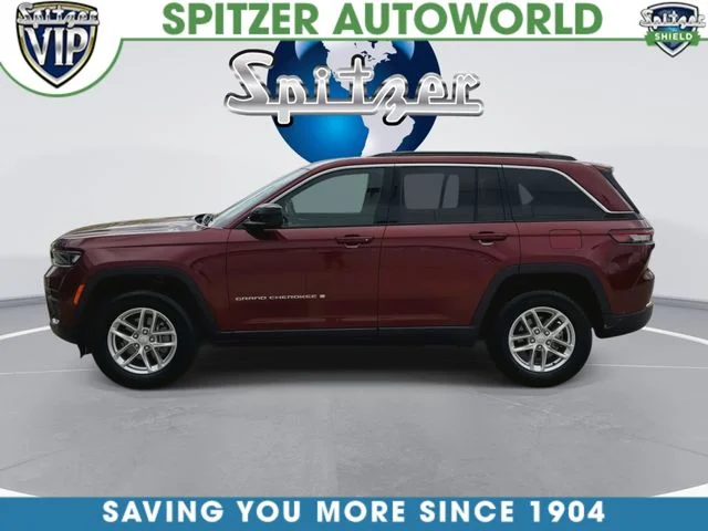 Used 2024 Red Jeep Laredo X image 6