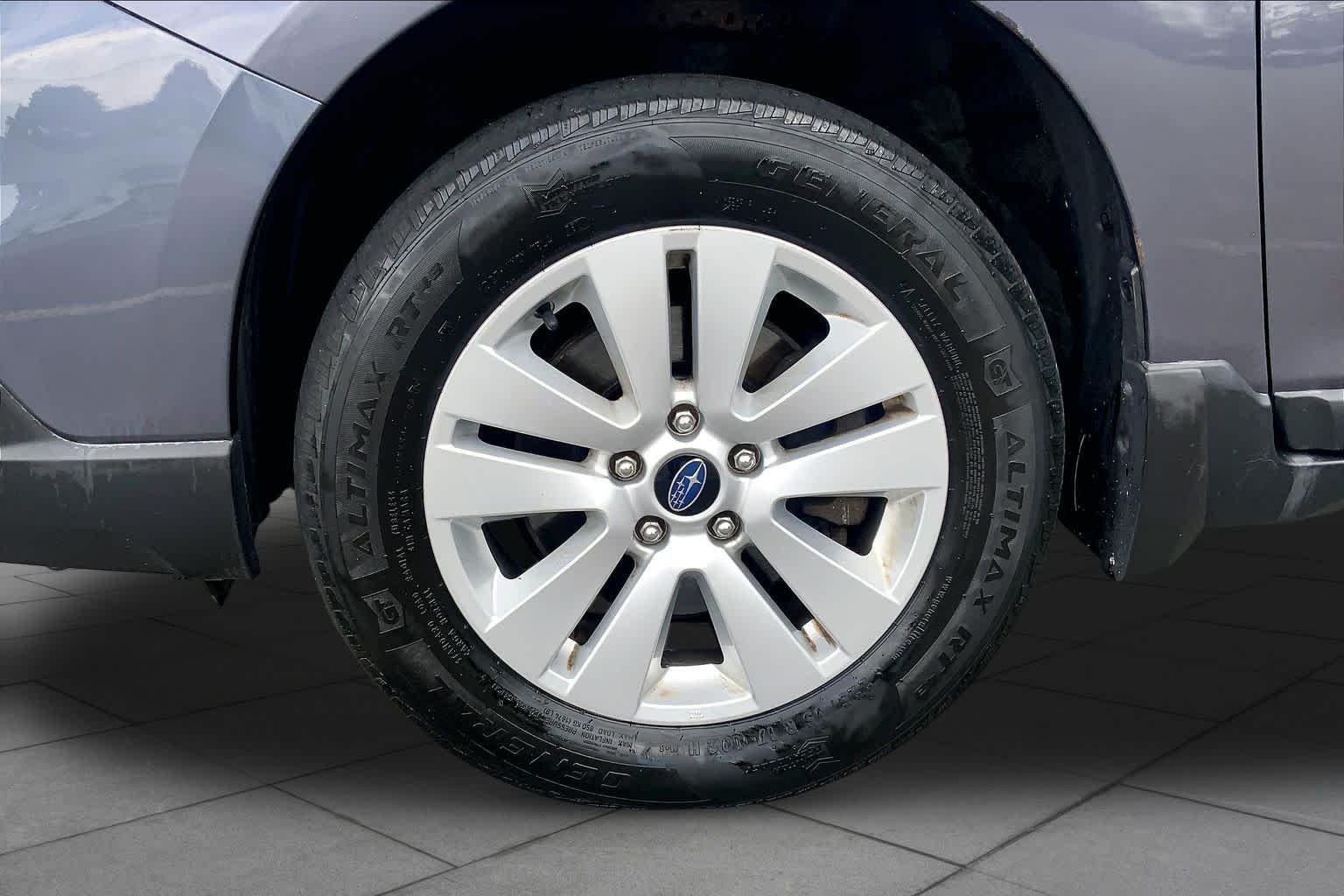 Certified Used 2017 Carbide Gray Metallic Subaru Premium image 11