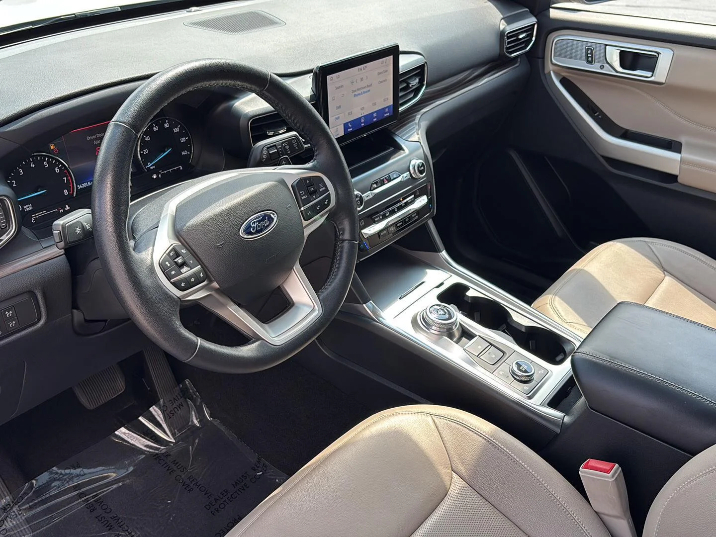 Used 2020 Star White Metallic Tri-Coat Ford Limited image 12